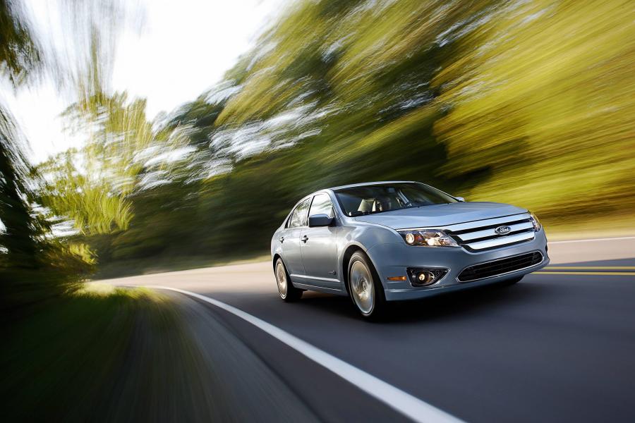  Ford Fusion 2010 года  (фото 16 из 28)